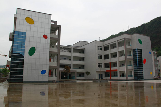 1482823068429719.jpg 教育33e.jpg